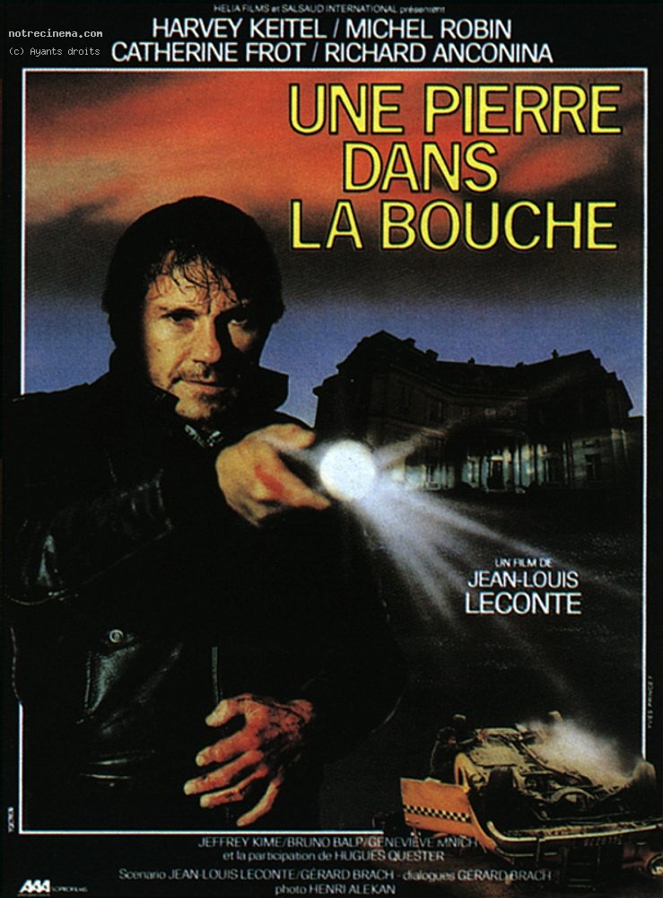 UNE PIERRE DANS LA BOUCHE